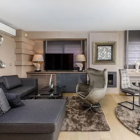 Mega On The Sea Apartment Peraia (Thessaloniki)
