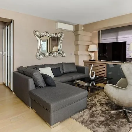 Mega On The Sea Apartment *