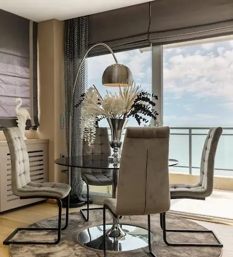 Apartment Mega On The Sea Peraía